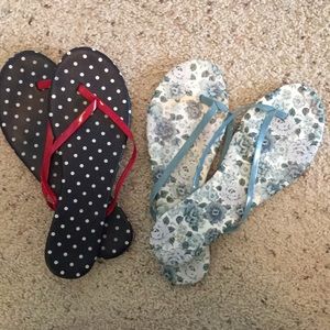 LC Conrad Print Flip Flops